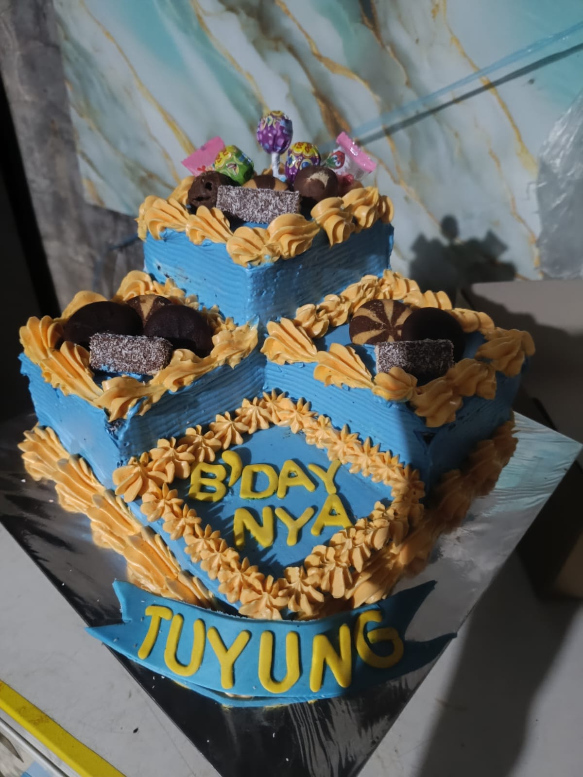 Kue Tart & Custom Cake Amie Cake